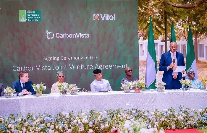 Carbon Vista 4